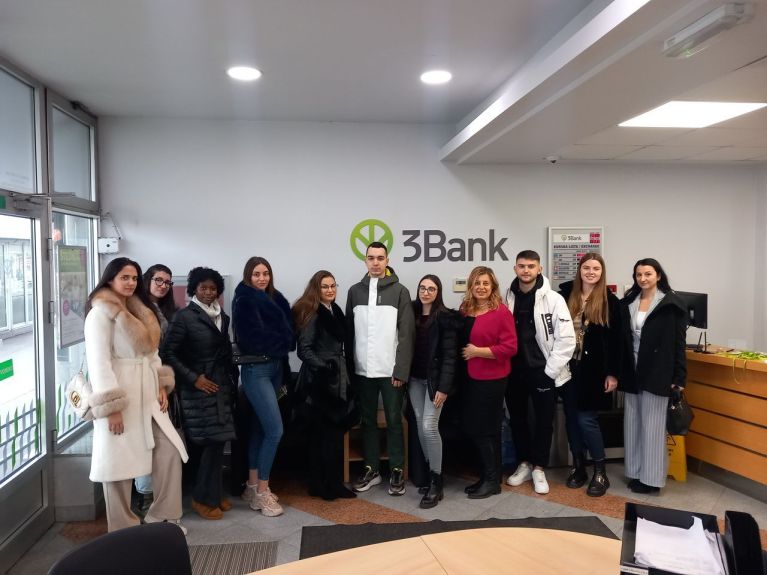 3bank poseta 01