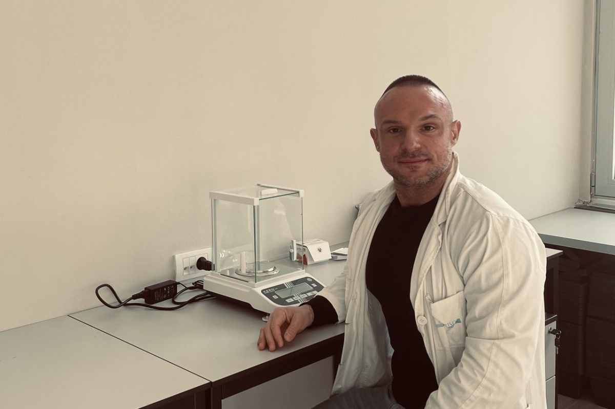 JOŠ JEDNO VELIKO PRIZNANJE ZA NAŠU AKADEMSKU ZAJEDNICU PROF. DR NIKOLA PUVAČA UŠAO U 2% NAJUTICAJNIJIH NAUČNIKA NA SVETU PREMA STANFORD UNIVERZITETU