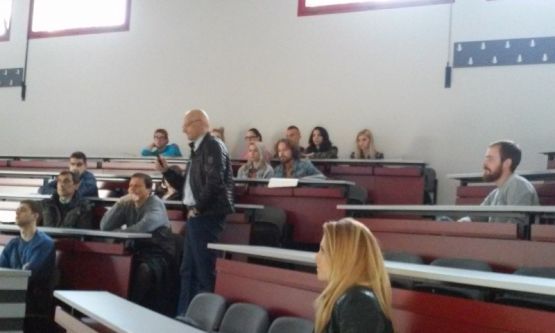 Predavanje maturantima Karlovačke gimnazije na Pravnom fakultetu za privredu i pravosuđe i Fakultetu za ekonomiju i inženjerski menadžment