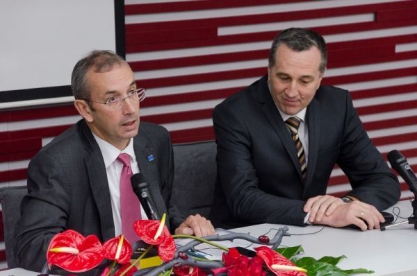 &Scaron;ef delegacije Evropske unije u Srbiji Majkl Devenport posetio Fakultet za ekonomiju i inženjerski menadžment