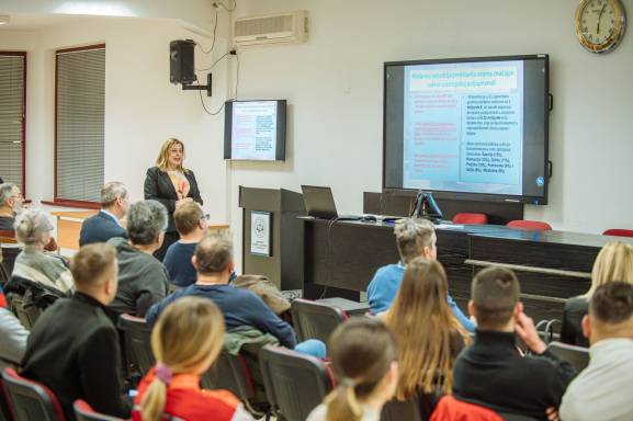 SEMINAR &ldquo;ODRŽIVO PČELARSTVO I PROIZVODNJA MEDA U EU&rdquo;