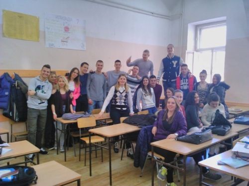 Sjajna atmosfera u Srednjoj ekonomskoj &scaron;koli "Svetozar Miletić" u Novom Sadu