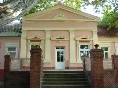 Ugovor o saradnji Fakulteta za ekonomiju i inženejrski menadžment u Novom Sadu sa Fakultetom za biofarming Bačka Topola