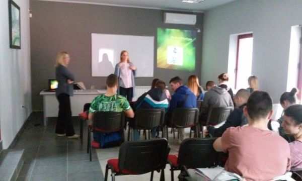 FIMEK otvorio vrata maturantima Srednje Ekonomske &Scaron;kole "Svetozar Miletić" iz Novog Sada