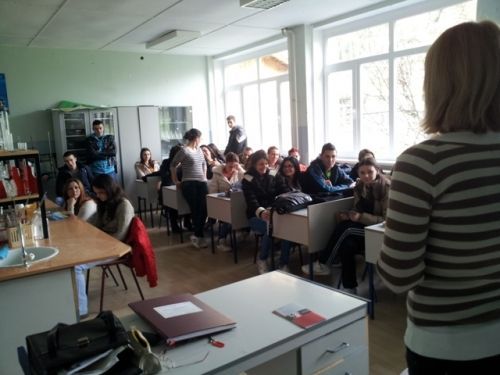 Srednje &scaron;kole u Rumi potvrdile tradicionalno uče&scaron;će na takmičenju &ldquo;FIMEK nagrađuje znanje&rdquo;