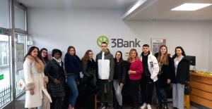 STUDENTSKA POSETA BANCI